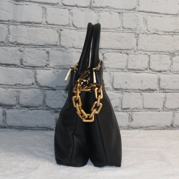 Guess Turin Tri-Compartment Satchel - Picture 6 of 8